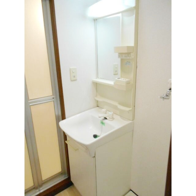 フレシール ヴィラの内装|明るい色調の室内です