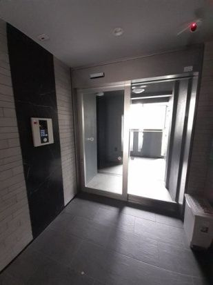 ブレイ　ダ　ブリクのエントランス