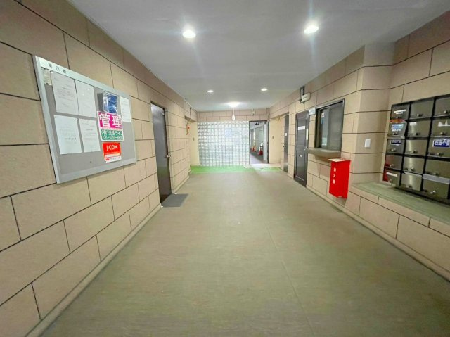 淡路マンションのロビー