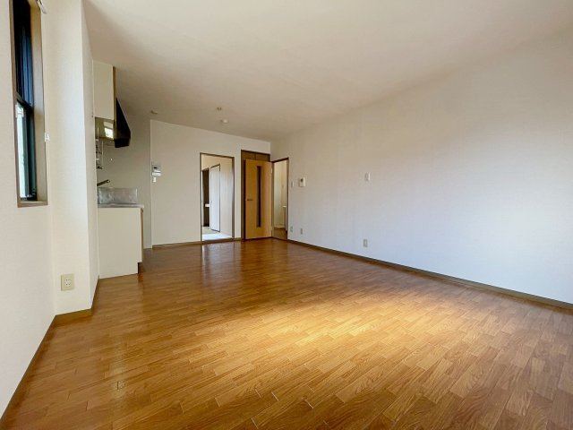 フォンテーヌⅡの居間・リビング