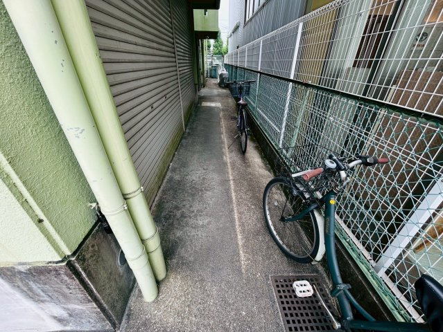 日月ビルの外観