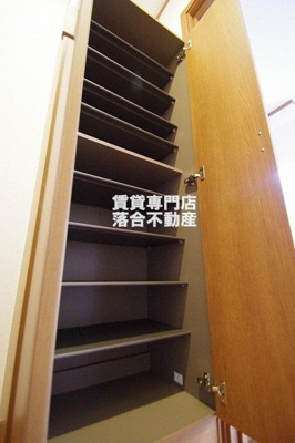 【玄関】 | Forest Maison J（フォレストメゾンジェイ） | 広々としたシューズ収納