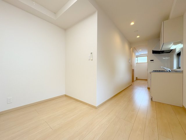 やまとやビルの内装