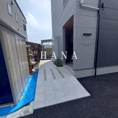 ILLUMINA TERRACE MIYAKUBOのエントランス