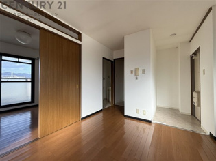 エンジェル坂下の居間