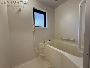 エンジェル坂下の浴室