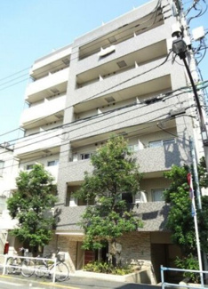 【外観】 | 鉄筋コンクリート造のがっちりとした建物。