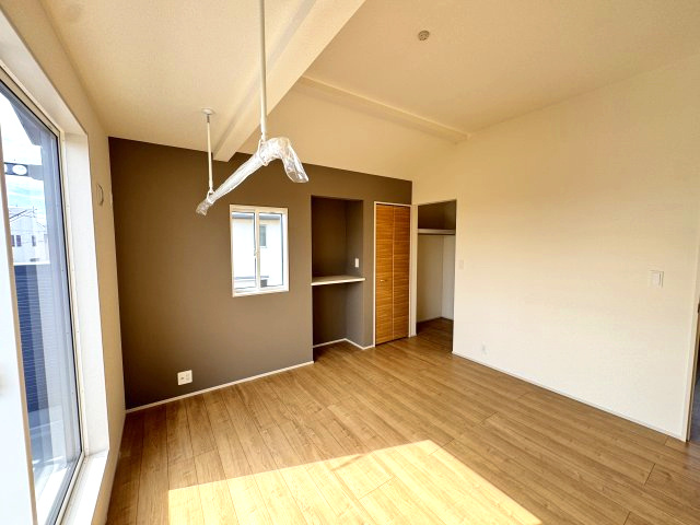 ブルーミングガーデン前橋市後家町３棟　1号棟　の玄関|室内物干し完備！