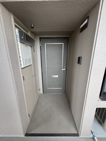 ライオンズマンション西岡崎【1303】の玄関