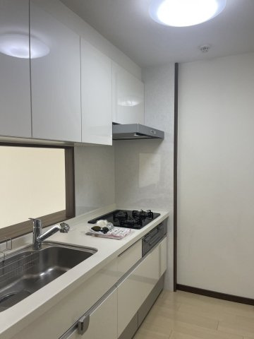 ライオンズマンション西岡崎【1303】のキッチン