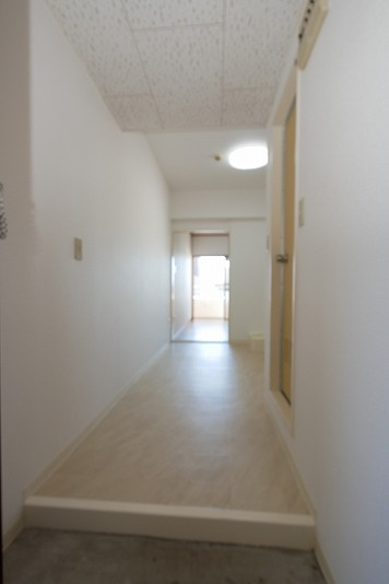 川本ビルの玄関|川本ビル　303　