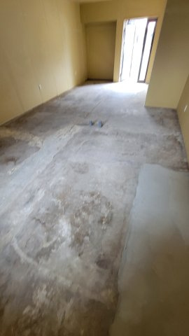 小田原市本町１丁目の店舗事務所の内装