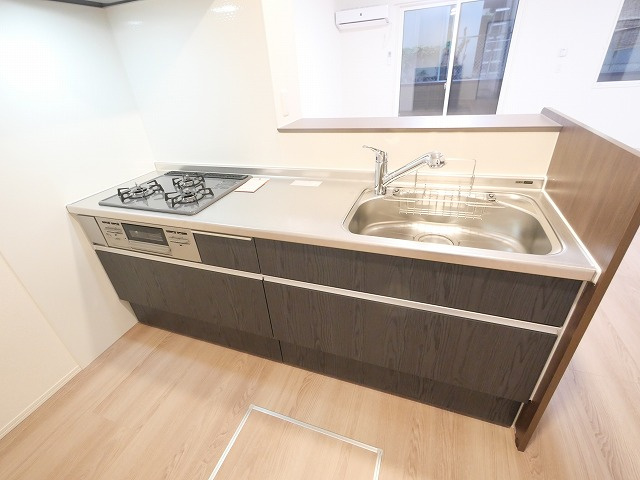 萩　Ⅰのキッチン|コンパクトなキッチンで掃除もラクラク