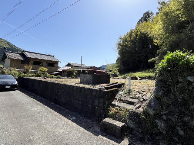 松阪市飯南町深野 売土地の外観