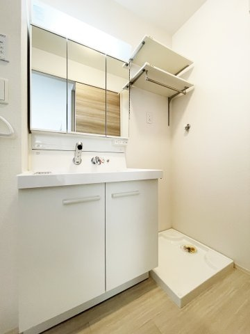 アゼリアブロムのその他