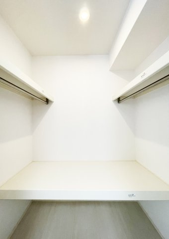 アゼリアブロムの収納