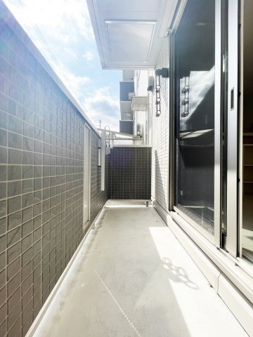 アゼリアブロムのバルコニー