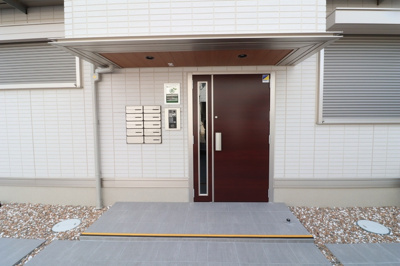 【エントランス】 | ロータスシャトー