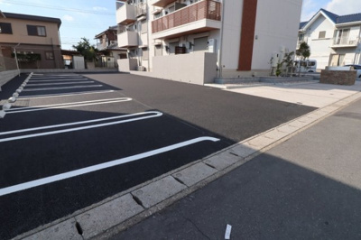 【駐車場】 | ロータスシャトー