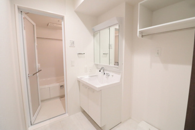 【洗面所】 | ロータスシャトー