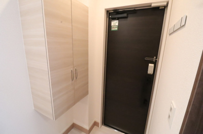 【玄関】 | ロータスシャトー