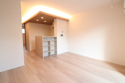 【居間・リビング】 | ロータスシャトー