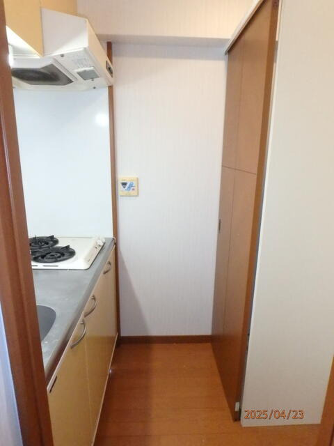 アール六本松駅前のその他