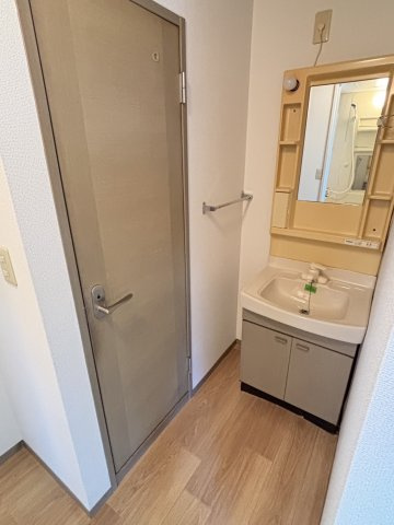 クレストハウスの洗面所