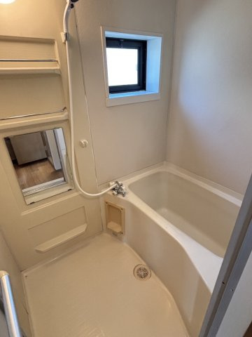 クレストハウスの浴室