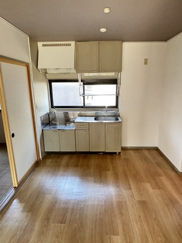 クレストハウスの居間・リビング