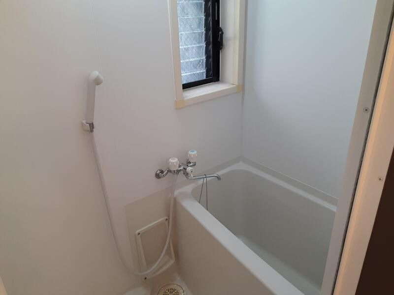 タウンハウス8番館の浴室