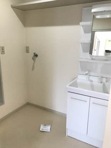 イーストパーク A棟の洗面所|洗面所です