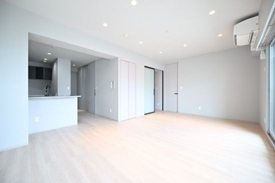 フォレストヒルズ小日向の居間・リビング