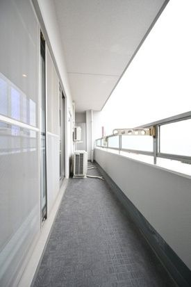 フォレストヒルズ小日向のバルコニー