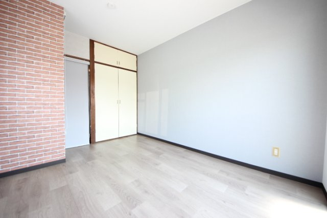 ルミネント牛浜の居間・リビング