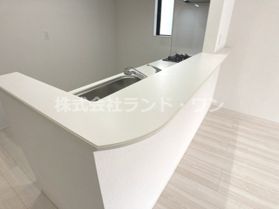【キッチン】 | 入間市扇台6丁目　全8棟 5号棟 | キッチンカウンター