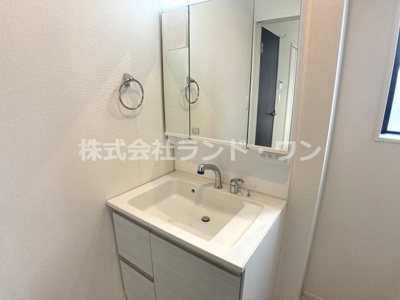 【独立洗面台】 | 入間市扇台6丁目　全8棟 5号棟