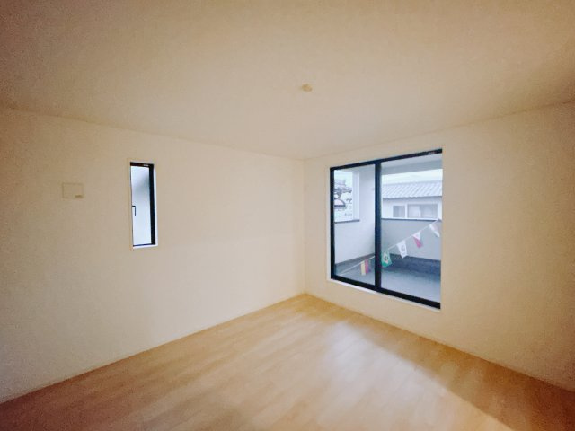 【新築戸建】前橋市茂木町第4の洋室|■2階洋室｜子供部屋のメリットは「自立心を養うことができる」「自分で整理整頓できるようになる」そして、お子様が成長した際には「プライバシーを確保できる」といい事だらけ♪