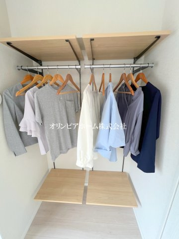パレトーホー浅草　7階　最　上階　角　部屋　 家具付のその他