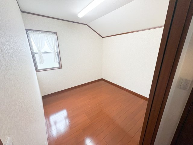 川越市砂新田５丁目の中古一戸建の収納|2階4.5帖の納戸です。