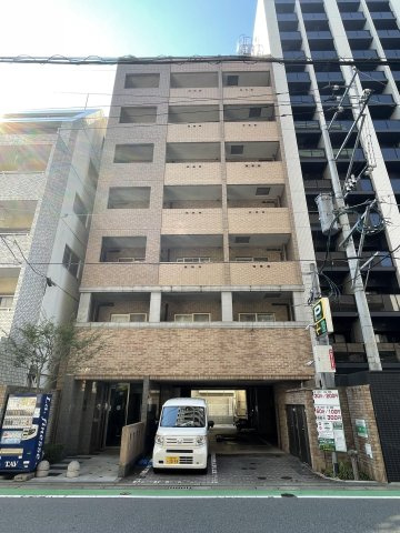 ラフィネスシャトードゥ赤坂の外観