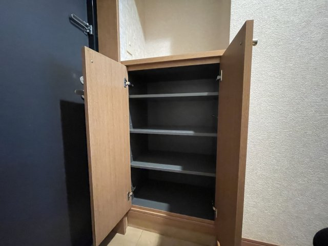 ラフィネスシャトードゥ赤坂の収納