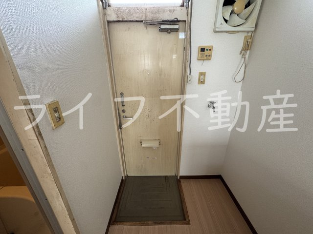 エステートピアヌカタの玄関|落ち着いた玄関です