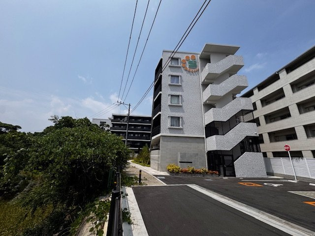 スプランディッド茨木天王の外観