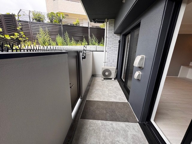 スプランディッド茨木天王のバルコニー