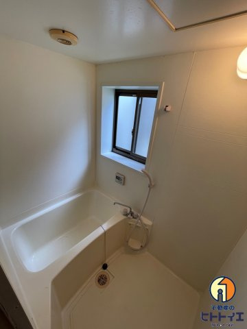 メゾンツツミの浴室