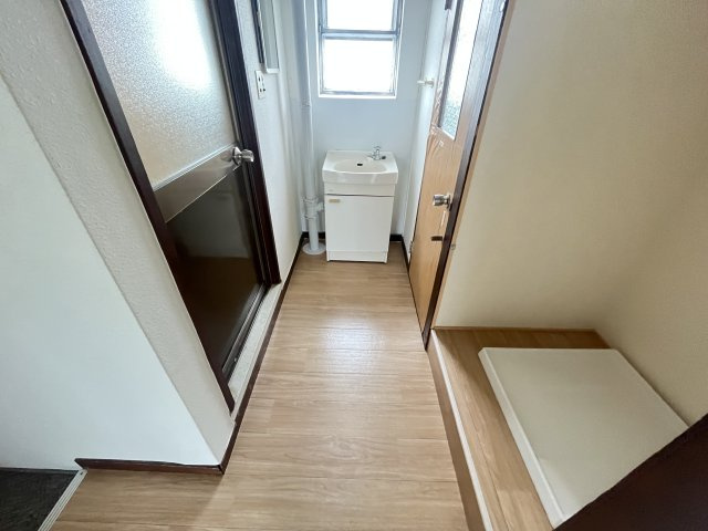 公団狭山住宅19号棟の洗面所