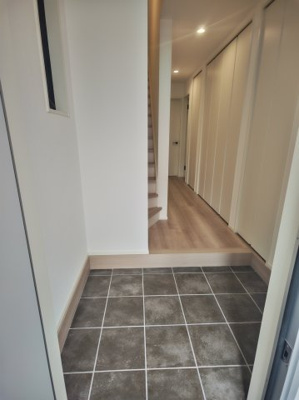 【玄関】 | 門真市小路町戸建