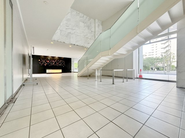 ザ・ステージオパークフロントタワーのロビー