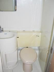 からたちビルのトイレ|※写真は同タイプの別室になります